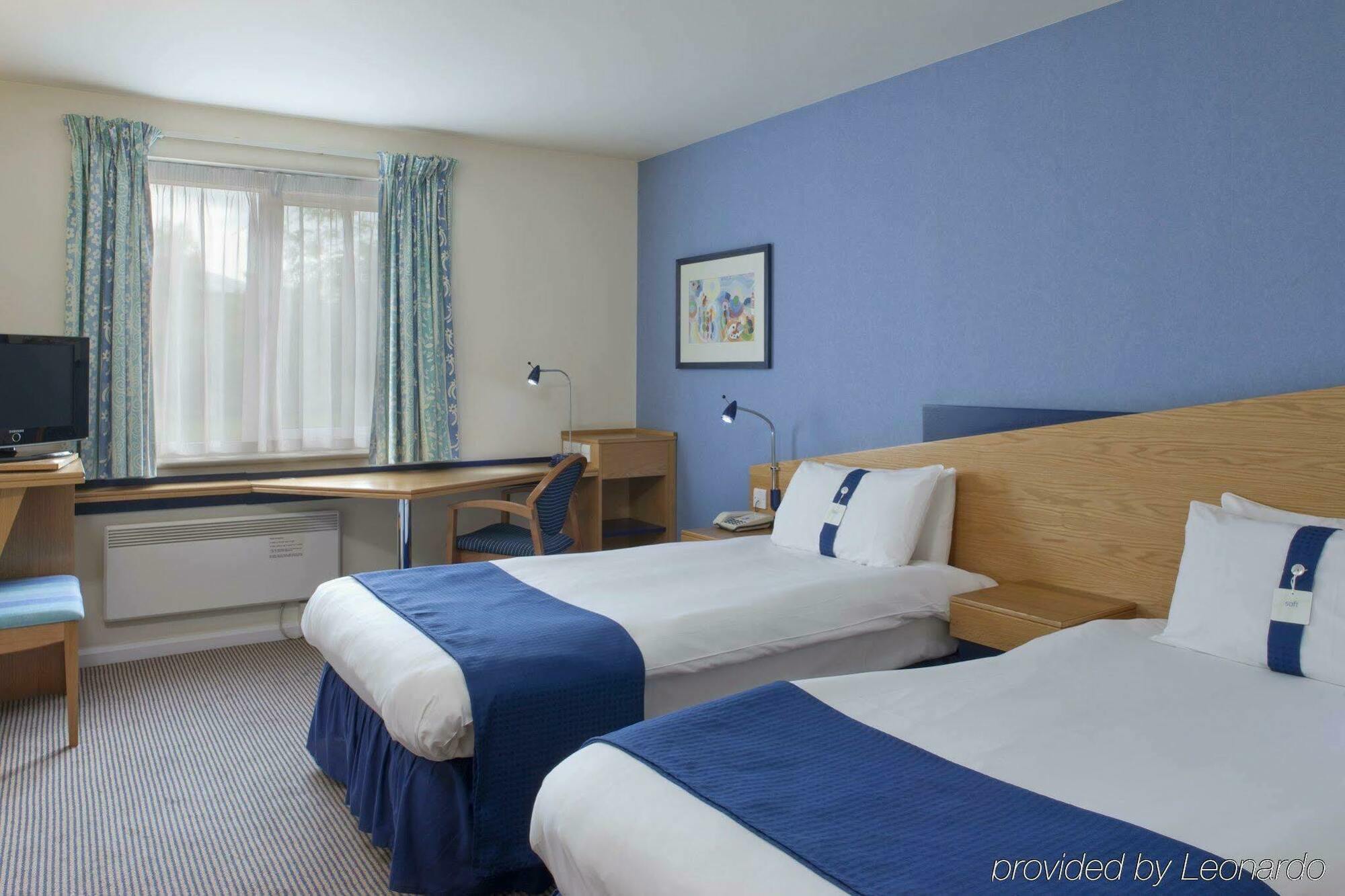 Holiday Inn Express Gloucester - South, An Ihg Hotel Dış mekan fotoğraf